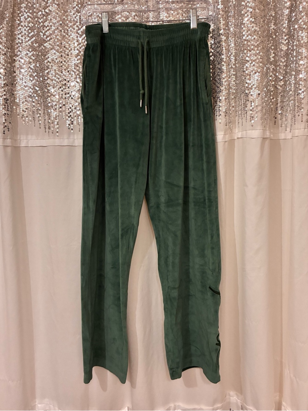 PINK Victoria's Secret Forest Green Velour Wide-Leg Joggers - Size Medium